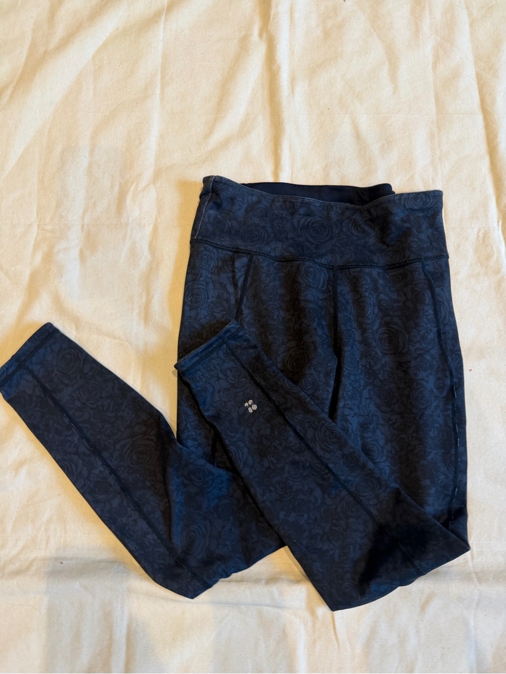 Sweaty Beaty reversible leggings size L
